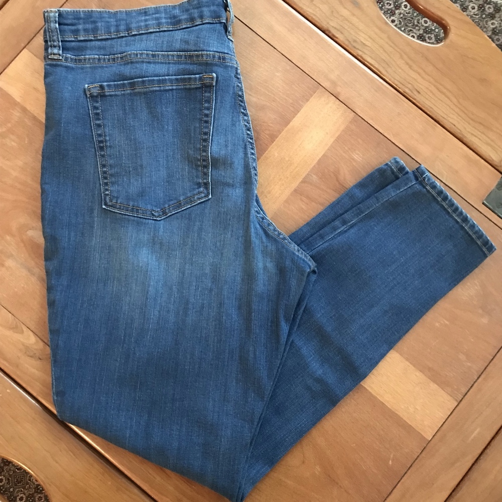 Gap High Rise Legging Jean